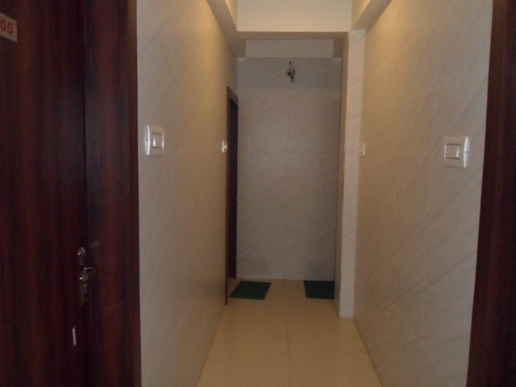 Hotel Madhusudan Dwārka Dış mekan fotoğraf